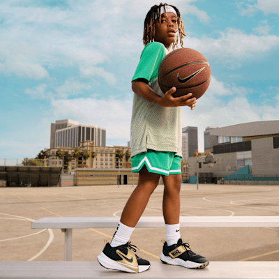 Nike Team Hustle D 12 Big Kids' Basketball Shoes
