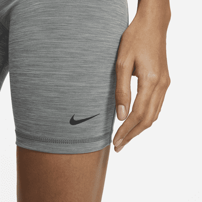 Nike Pro 365 Women's High-Waisted 7" Shorts