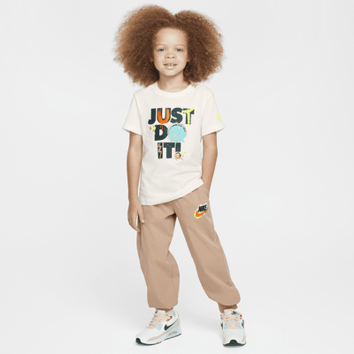 Playera "Just Do It" para niño talla pequeña Nike "Express Yourself"