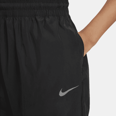 Nike Sportswear Older Kids' (Girls') Woven Trousers. Nike UK