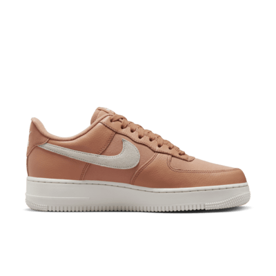 Tenis para hombre Nike Air Force 1 '07 LX NBHD