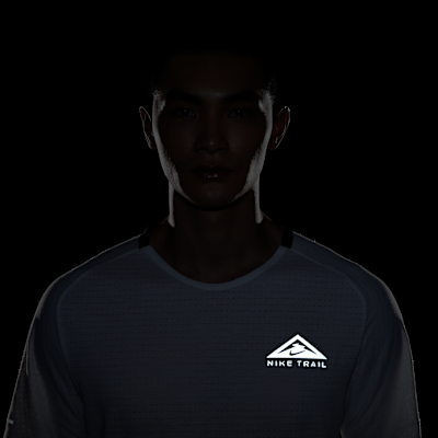 Nike Dri-FIT Trail Solar Chase 男款短袖越野跑步上衣