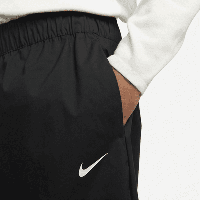 Nike Sportswear Essential Women's High-Rise Curve Trousers. Nike IE