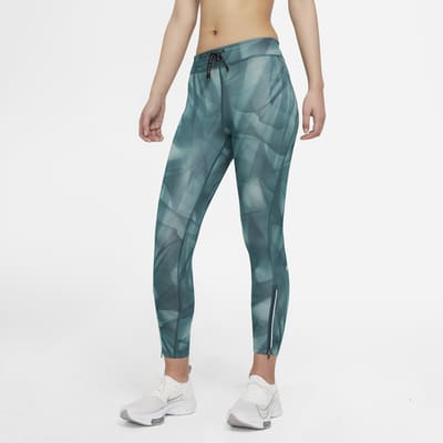 do nike sweatpants run small