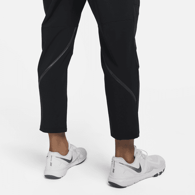 Nike Unlimited Men's Dri-FIT Tapered-Leg Trousers. Nike SG