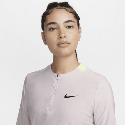 Capa intermedia de tenis Dri-FIT de cierre 1/4 para mujer NikeCourt Advantage