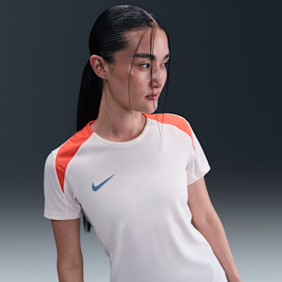 Nike Strike Women's Dri-FIT Short-Sleeve Football Top