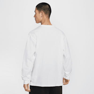 Nike Sportswear Premium Essentials Men's Long-Sleeve Pocket T-Shirt