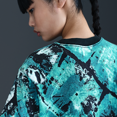 Playera con gráfico oversized cropped para mujer Nike Women's Artist Collection