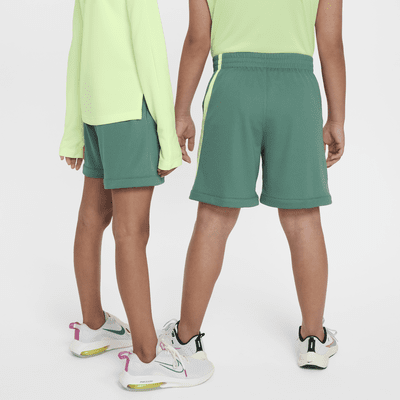 Shorts de entrenamiento Dri-FIT para niños talla grande Nike Multi