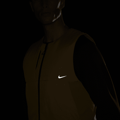Nike Therma-FIT ADV Axis Men's Fitness Gilet. Nike IL