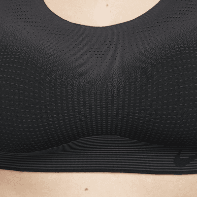 Brassière de sport non rembourrée à maintien supérieur Nike Swoosh Flyknit pour femme