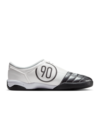 Nike Total 90