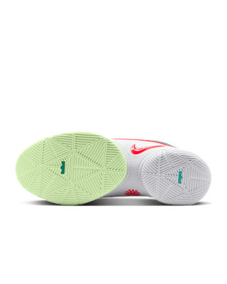 LeBron XXII "Limelight" EP