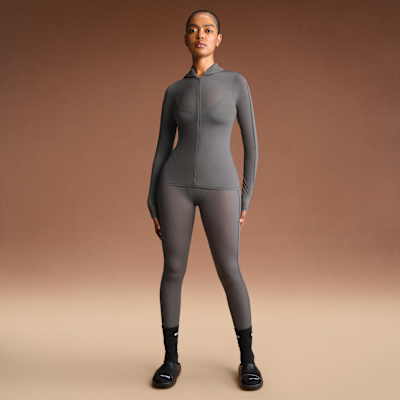 NikeSKIMS Weightless Layers Women's High-Waisted V-Panel Leggings