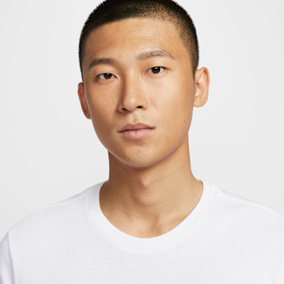 Nike Men's T-Shirt