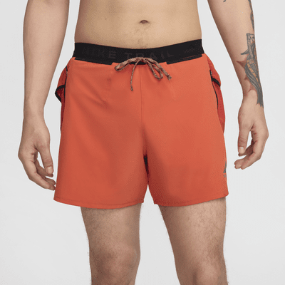 Shorts de correr Dri-FIT de 13 cm con forro de ropa interior para hombre Nike Trail Second Sunrise