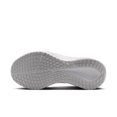 Tenis de correr en carretera para hombre (extraancho) Nike Vomero 17