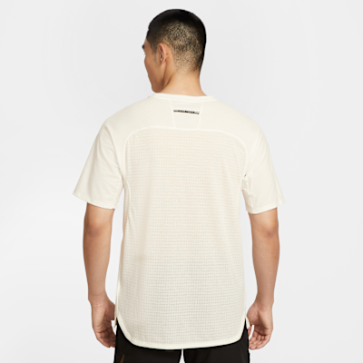 Nike Trail Solar Chase Men's Dri-FIT ADV Short-Sleeve Running Top