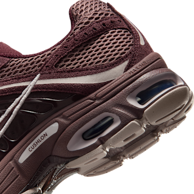 Nike Air Max Moto 2K SE Women's Shoes