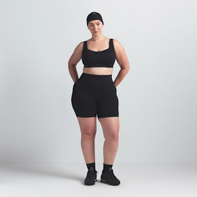 NikeSKIMS Matte Women's Scoop-Neck Bra