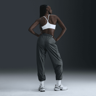 Nike Sportswear Classic Wovens Women's UV Protection Mid-Rise Loose Joggers