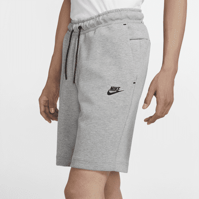 men nike tech fleece shorts