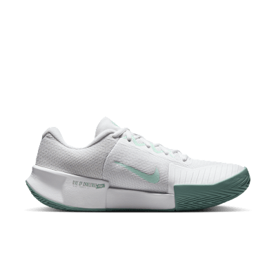 Nike GP Challenge Pro Women's Hard Court Tennis Shoes