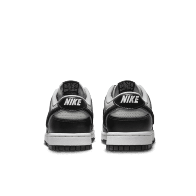 รองเท้าผู้ชาย Nike Dunk Low Retro