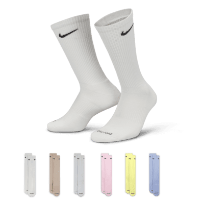 Nike Everyday Plus Cushioned Training Crew Socks (6 Pairs). Nike ZA