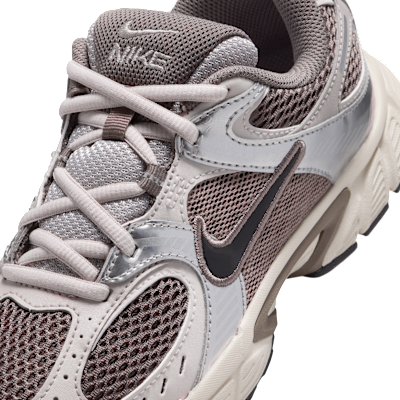 Tenis para niños grandes Nike V5 RNR