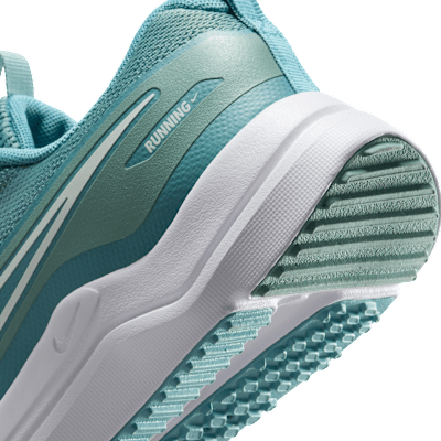 Nike Cosmic Runner Big Kids' Road Running Shoes