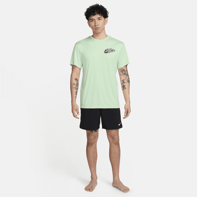 Playera Hydroguard de manga corta para hombre Nike Swim