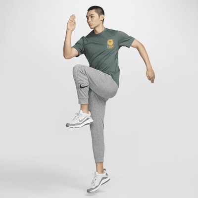 Nike Primary Studio '72 Men's Dri-FIT Short-Sleeve Versatile Top