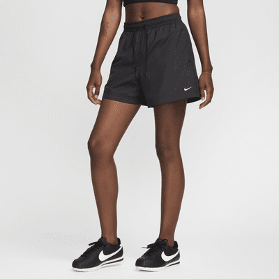 Nike Sportswear Classic Wovens Shorts mit mittelhohem Bund (Damen)