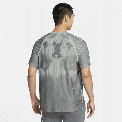 Nike APS Men's Dri-FIT ADV Short-Sleeve Versatile Top