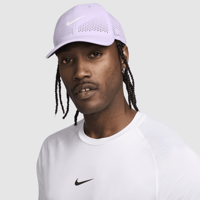 Gorra Swoosh estructurada Nike DriFIT ADV Club