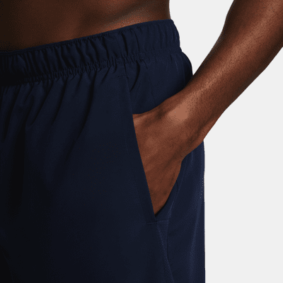 Nike Challenger Dri-FIT-Laufshorts mit Futter für Herren (ca. 18 cm)