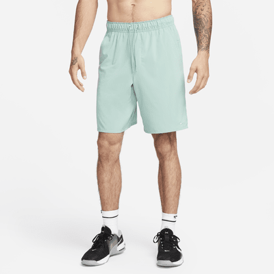 Shorts versátiles sin forro Dri-FIT de 23 cm para hombre Nike Unlimited