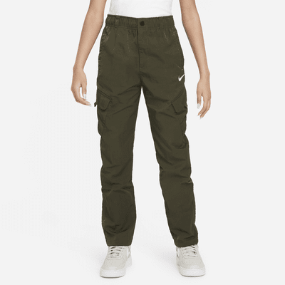 Nike Outdoor Play Older Kids' Woven Cargo Trousers