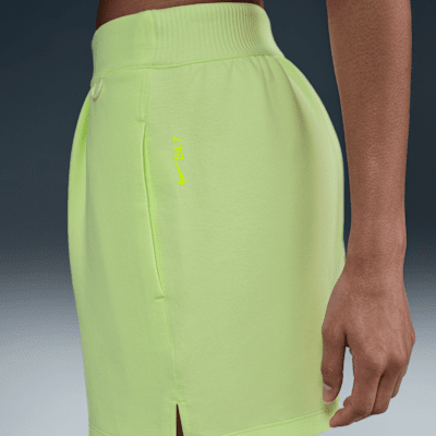 Nike 24.7 ImpossiblySoft Women's Dri-FIT Mid-Rise Loose 10cm (approx.) Shorts