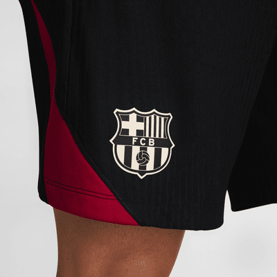 FC Barcelona Strike Elite Nike Dri-FIT ADV Fußballshorts aus Strickmaterial für Herren