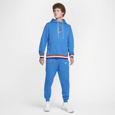 Chelsea FC Standard Issue Nike Dri-FIT kapucnis, belebújós férfi futballpulóver