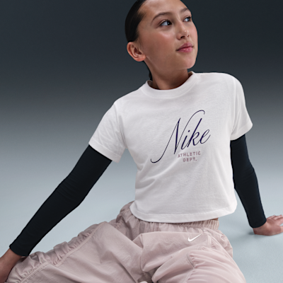 Nike Sportswear Big Kids' (Girls') Cropped T-Shirt