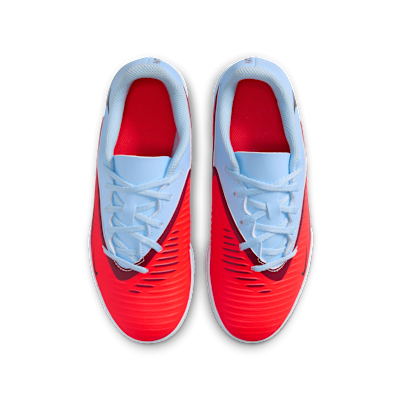 Nike Jr. Phantom 6 Low Club Big Kids' Indoor/Court Soccer Shoes