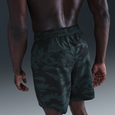 Nike Form Men's Dri-FIT 7" Unlined Versatile Shorts