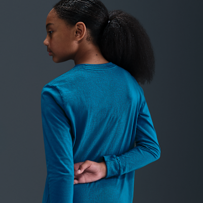 Nike Sportswear Big Kids' Long-Sleeve T-Shirt
