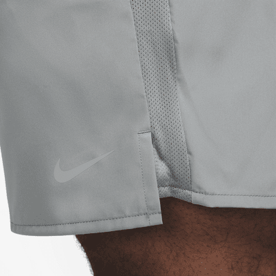 Nike Challenger Pantalón corto de running Dri-FIT de 13 cm con malla interior - Hombre