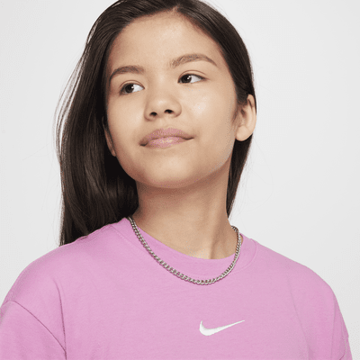 Playera para niña talla grande Nike Sportswear Essential