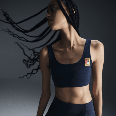 Nike Women by YOON licht gevoerde sport-bh met lichte ondersteuning